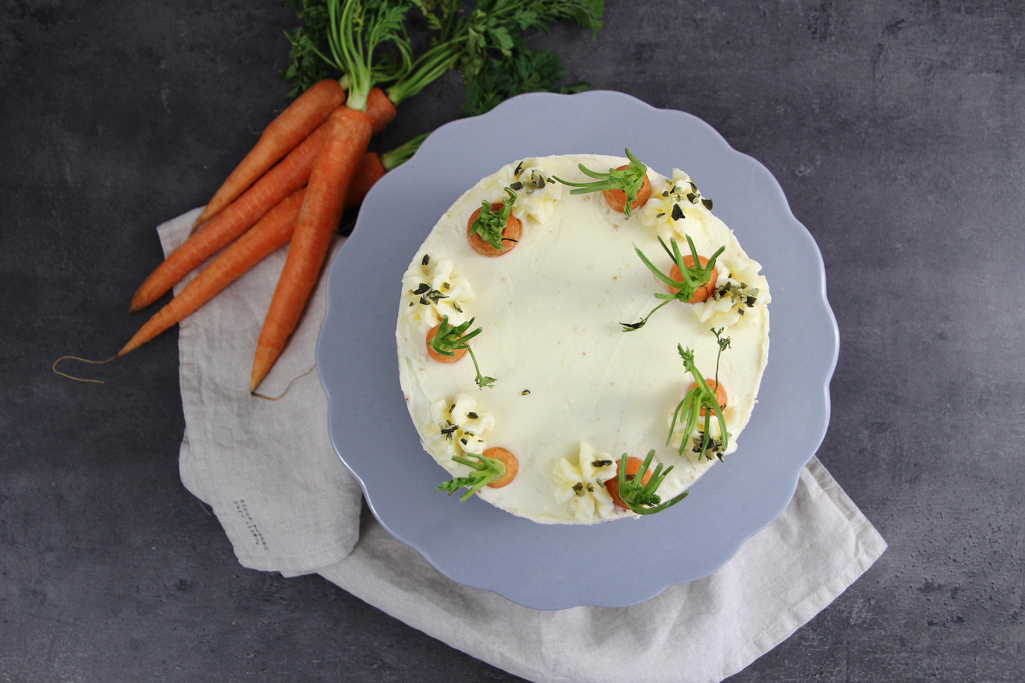Carrot Cake mit Frischkäse-Buttercremefrosting