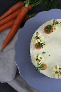 Carrot Cake mit Frischkäse-Buttercremefrosting
