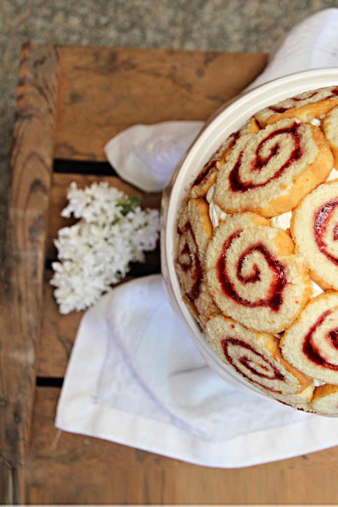 Erdbeer-Charlotte zum Muttertag