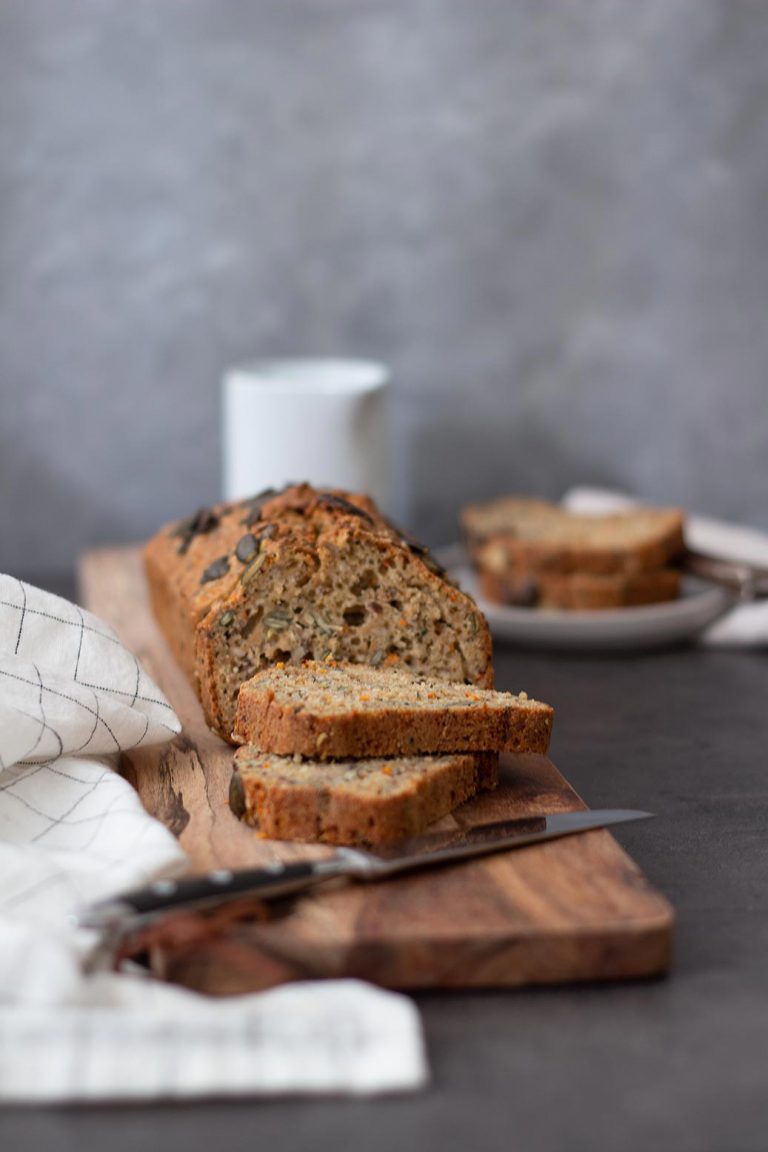 Saftiges Dinkel-Möhrenbrot | Kleid &amp; Kuchen