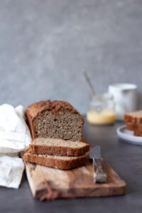 Selbstgebackenes Brot: Rezept für Dinkel-Buchweizenbrot