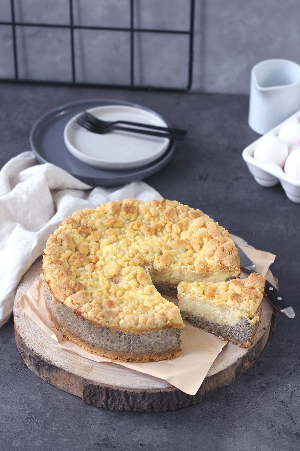 Käse-Mohnkuchen mit Streuseln | Kleid & Kuchen